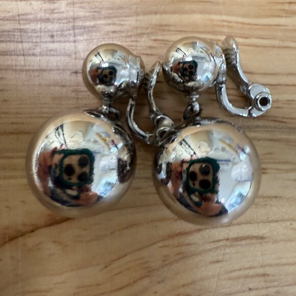 Monet Vintage Silver Tone Clip-On Earrings Double Ball Dangle Design Retro Style - Picture 3 of 12